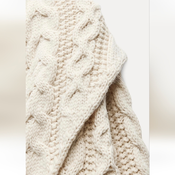 ZARA LONG CABLE KNIT COAT - Picture 6 of 7